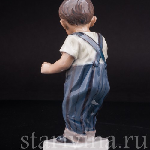 Фарфоровая статуэтка Курильщик, мальчик с трубкой, Dahl Jensen, Дания, сер. 20 века.