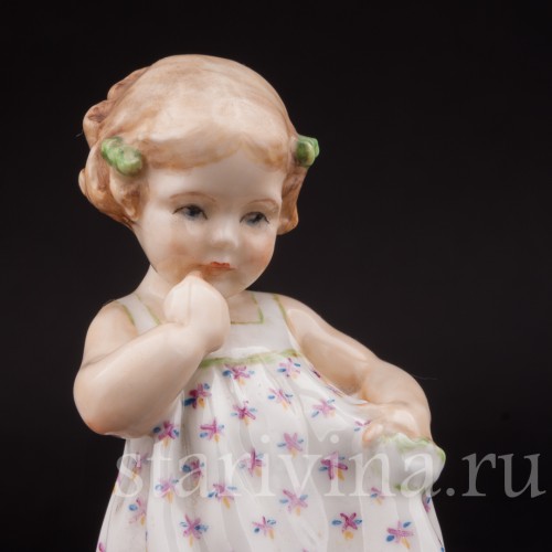 Фигурка девочки из фарфора "Только я!", Royal Worcester, Великобритания, 1953 г.