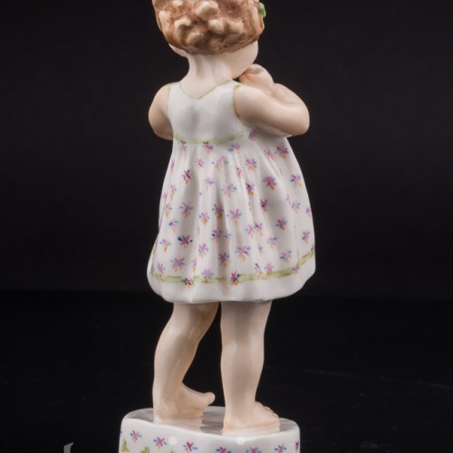 Фигурка девочки из фарфора "Только я!", Royal Worcester, Великобритания, 1953 г.