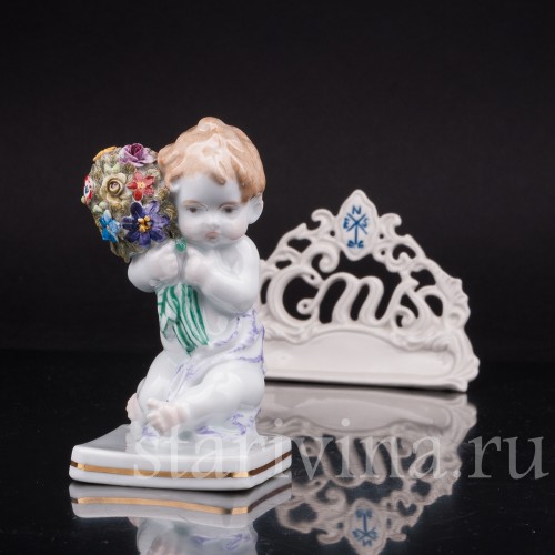 Фигурка из фарфора Малыш с букетом цветов, Karl Ens, Германия, 1920-30 гг.