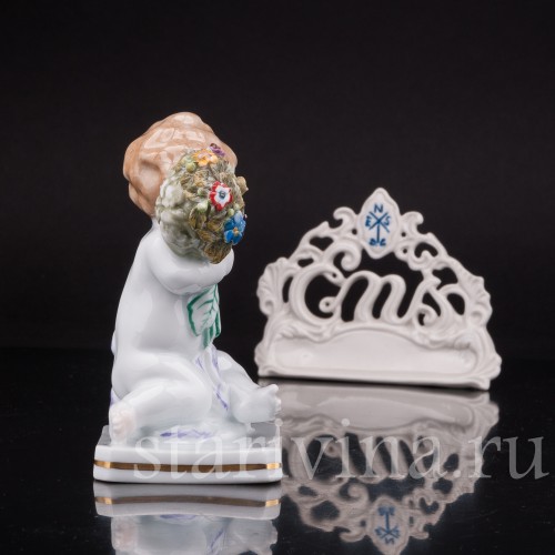 Фигурка из фарфора Малыш с букетом цветов, Karl Ens, Германия, 1920-30 гг.