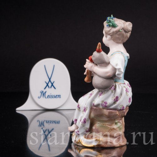 Фарфоровая статуэтка Девочка с волынкой, Девичий оркестр, Meissen, Германия, 19 в.