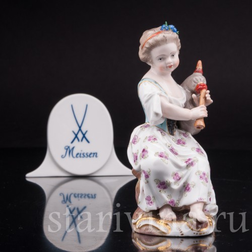 Фарфоровая статуэтка Девочка с волынкой, Девичий оркестр, Meissen, Германия, 19 в.