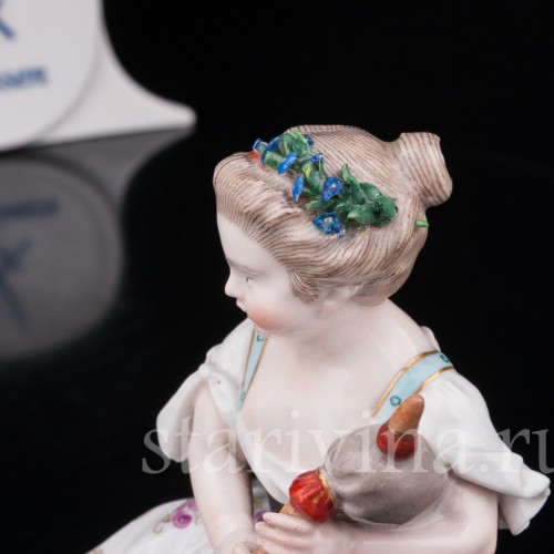 Фарфоровая статуэтка Девочка с волынкой, Девичий оркестр, Meissen, Германия, 19 в.