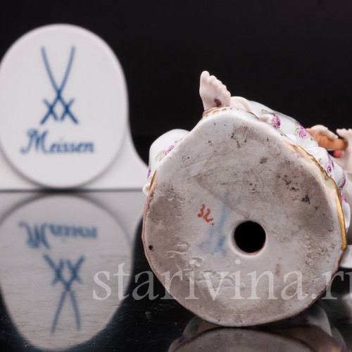 Фарфоровая статуэтка Девочка с волынкой, Девичий оркестр, Meissen, Германия, 19 в.