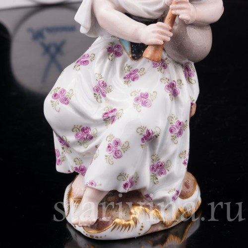 Фарфоровая статуэтка Девочка с волынкой, Девичий оркестр, Meissen, Германия, 19 в.