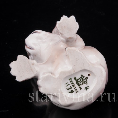 Статуэтка собаки из фарфора Щенок бульдога, миниатюра, Dahl Jensen, Дания.