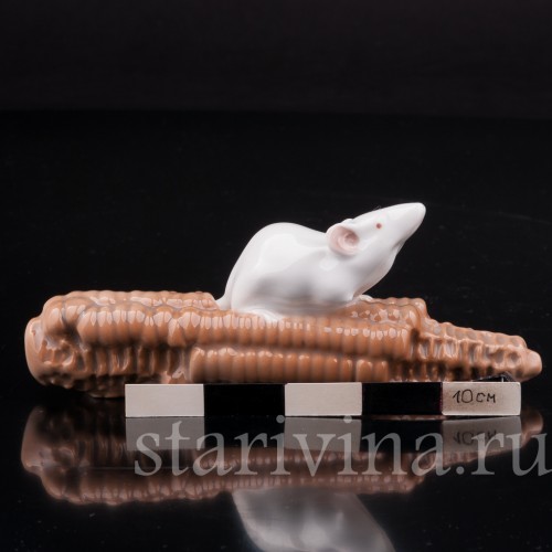 Фигурка из фарфора Мышь на кукурузе Royal Copenhagen, Дания, 1968 год.
