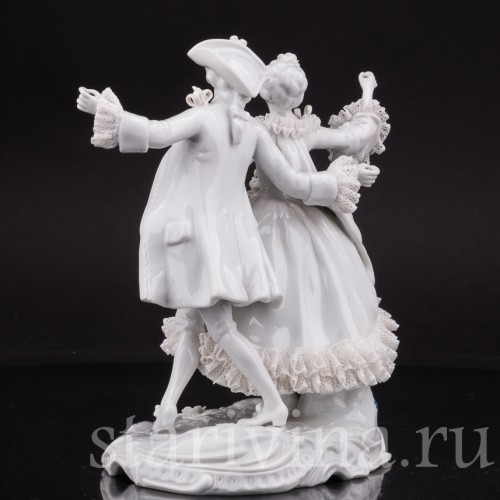 Фарфоровая композиция Танцовщица Камарго с кавалером, кружевная, Volkstedt, Германия, вт.пол. 20 в.