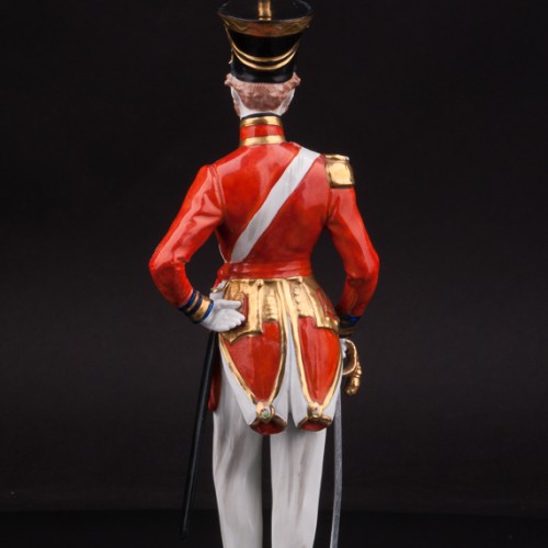 Фарфоровая статуэтка Офицер Шотландской гвардии, 1830, Carl Thieme, Германия, вт пол. 20 века.