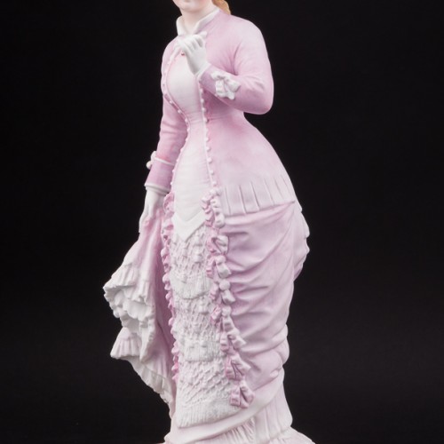 Фарфоровая статуэтка девушки Дама в шляпке с перьями, Richard Eckert & Co, Германия, 1894-1908 гг.