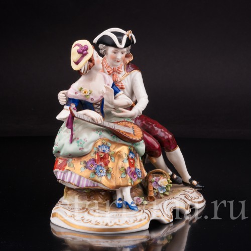 Статуэтка из фарфора Пара с лютней, Rudolf Kammer, Германия, 1945-1972 гг.