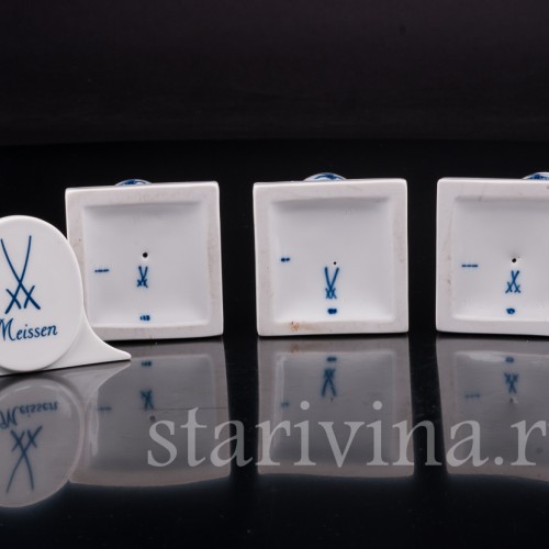 Фарфоровые Три подсвечника, луковичный узор, Meissen, Германия.