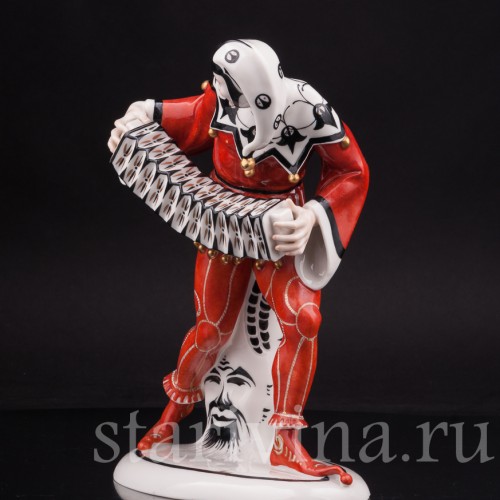 Фарфоровая статуэтка Арлекин с гармошкой, Schwarzburger, Германия.