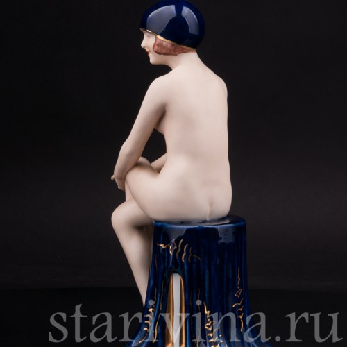 Фарфоровая статуэтка девушки Купальщица Royal Dux, Чехия, перв. пол. 20 в.