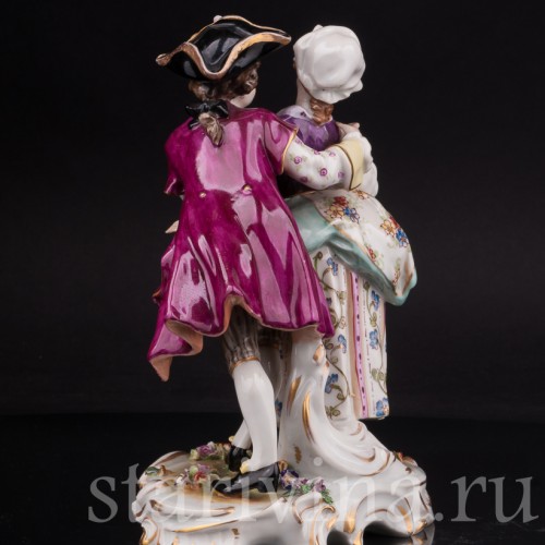 Фарфоровая статуэтка Пылкий поклонник, пара, Volkstedt, Германия, до 1935 г.