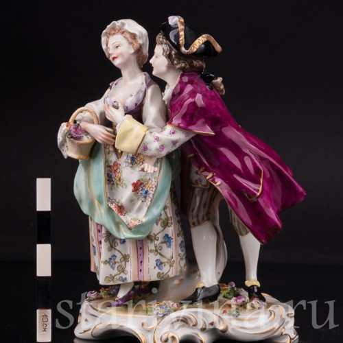 Фарфоровая статуэтка Пылкий поклонник, пара, Volkstedt, Германия, до 1935 г.