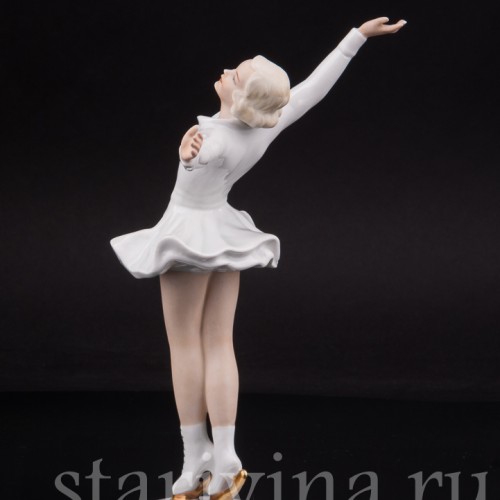 Фигурка девушки из фарфора Фигуристка, Schaubach Kunst, Германия, 1926-53 гг.