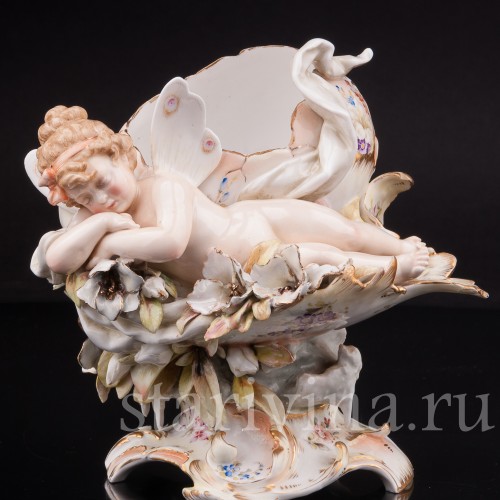 Фарфоровая статуэтка Спящая фея Volkstedt, Германия, кон. 19 в.
