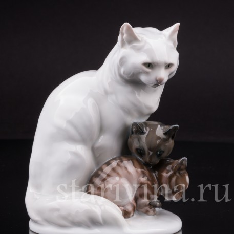 Фарфоровая статуэтка Кошка с котятами, Rosenthal, Германия, 1928 год.