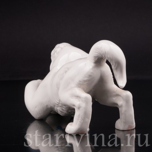 Фигурка из фарфора Котенок с мячиком Германия, нач. 20 в.