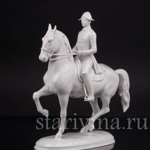 Фарфоровая статуэтка всадника Пиаффе, испанская школа верховой езды, Augarten, Австрия, сер. 20 в.