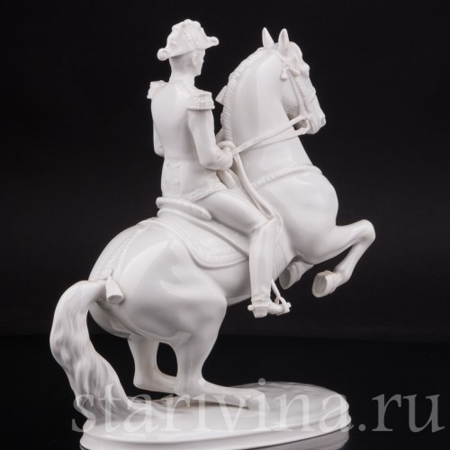 Фарфоровая статуэтка Левада с наездником, испанская школа верховой езды Augarten, Австрия, сер.20 в.