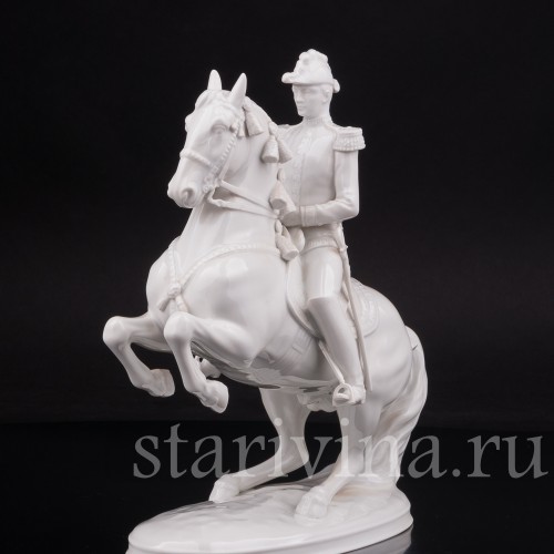Фарфоровая статуэтка Левада с наездником, испанская школа верховой езды Augarten, Австрия, сер.20 в.
