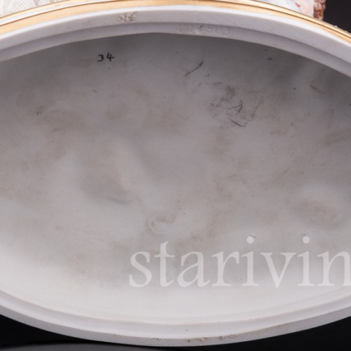 Фарфоровая статуэтка Девочки с козленком, кружевная Volkstedt, Германия, вт.пол. 20 в.