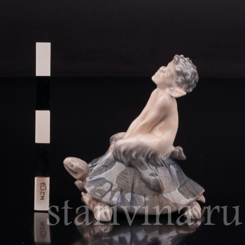 Фарфоровая статуэтка Фавн на черепахе, Royal Copenhagen, Дания, 1962 год.