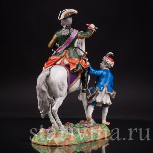 Фарфоровая статуэтка Императрица Елизавета Петровна на коне с арапчонком, Германия, кон. 19 - нач. 20 в.