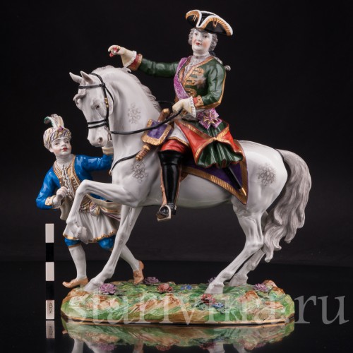 Фарфоровая статуэтка Императрица Елизавета Петровна на коне с арапчонком, Германия, кон. 19 - нач. 20 в.