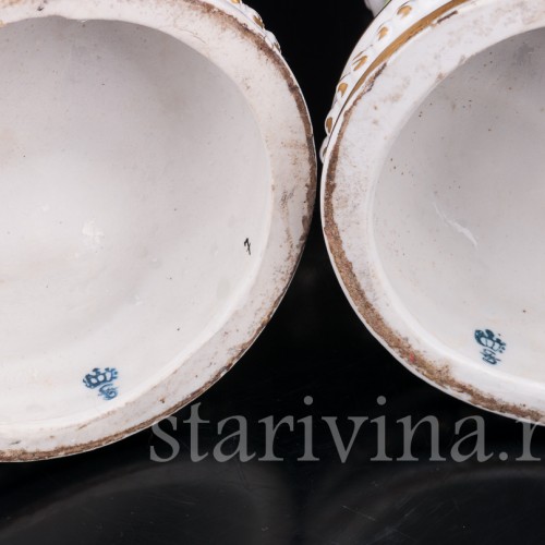 Парные фарфоровые статуэтки Пара с овечкой и собачкой, Sitzendorf, Германия, Сер. - вт пол. 20 века.