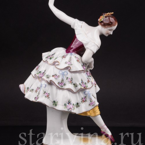 Фарфоровая статуэтка танцовщицы Фанни Эльслер, Volkstedt, Германия, до 1935 г.