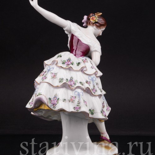 Фарфоровая статуэтка танцовщицы Фанни Эльслер, Volkstedt, Германия, до 1935 г.