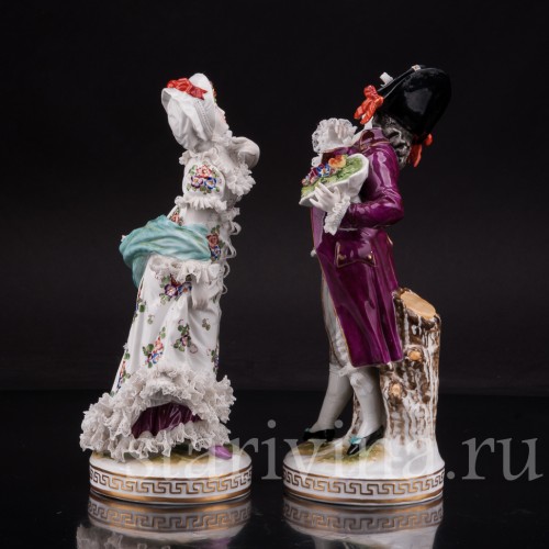 Парные фарфоровые статуэтки Галантная пара, кружевная, Германия, кон. 19 века.
