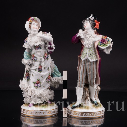 Парные фарфоровые статуэтки Галантная пара, кружевная, Германия, кон. 19 века.