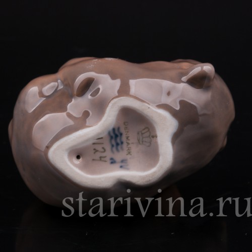 Фигурка из фарфора Играющий медвежонок, Royal Copenhagen, Дания, 1968 г.