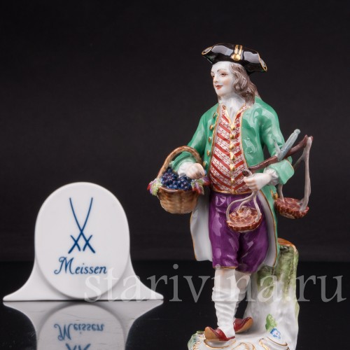 Статуэтка из фарфора Торговец виноградом, Cries de Paris, Meissen, Германия, 1973 г.