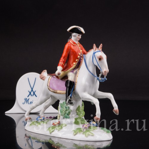 Фигурка из фарфора Кавалер на лошади Meissen, Германия, 1970 г.