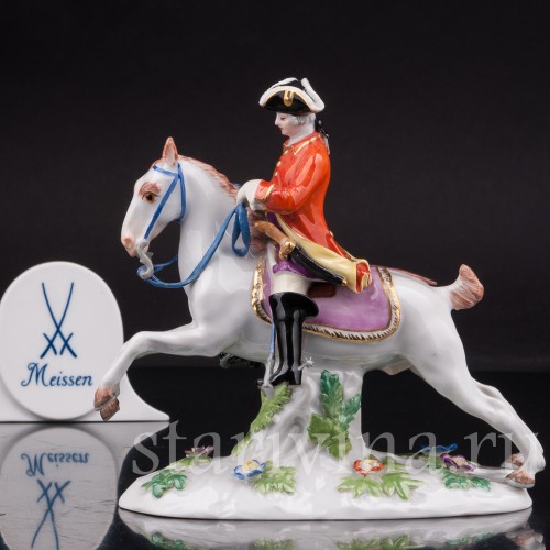 Фигурка из фарфора Кавалер на лошади Meissen, Германия, 1970 г.