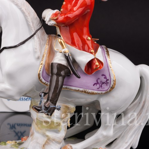 Статуэтка из фарфора Кавалер на коне, Meissen, Германия, 1975 г.