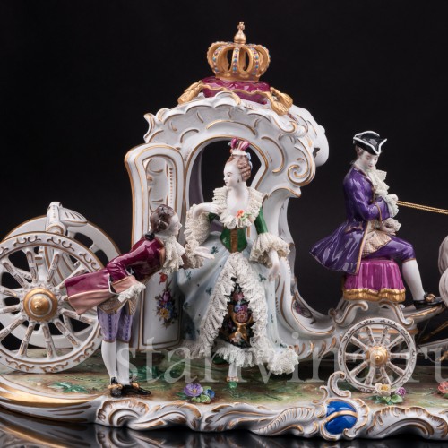 Композиция из фарфора Карета, кружевная, Volkstedt, Германия, вт. пол. 20 в.
