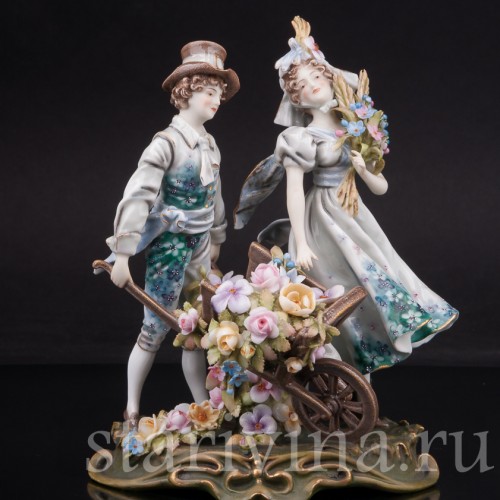 Фарфоровая статуэтка Страна цветов, пара Volkstedt, Германия, кон. 19 в.