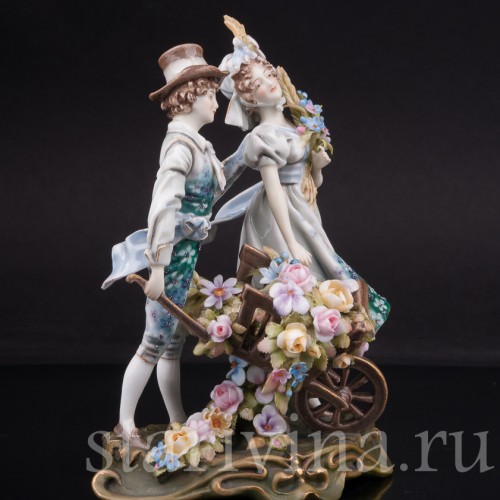 Фарфоровая статуэтка Страна цветов, пара Volkstedt, Германия, кон. 19 в.
