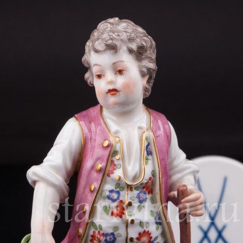 Фигурка из фарфора Мальчик с мотыгой, Meissen, Германия, 1955 г.