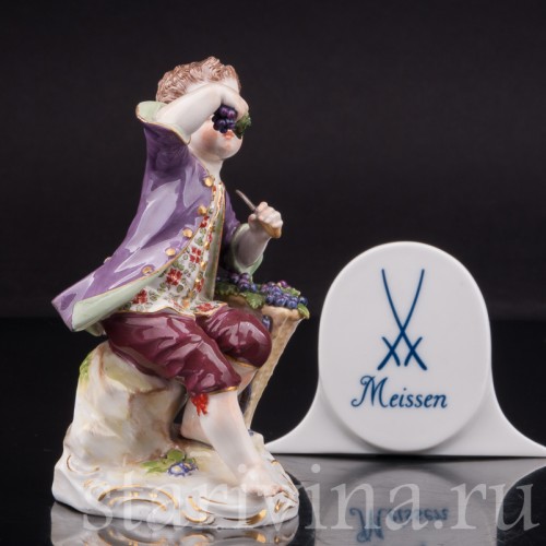 Статуэтка из фарфора Мальчик с виноградом, Meissen, Германия, сер.19 - нач.20 вв.