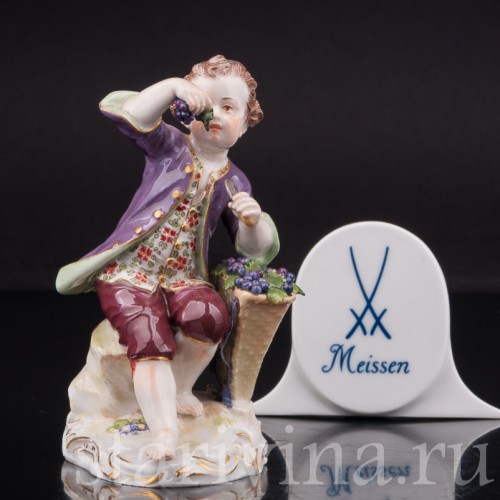 Статуэтка из фарфора Мальчик с виноградом, Meissen, Германия, сер.19 - нач.20 вв.