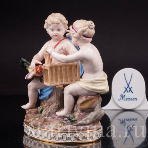 Фарфоровая статуэтка Путти с петухом Meissen, Германия, 19 век.