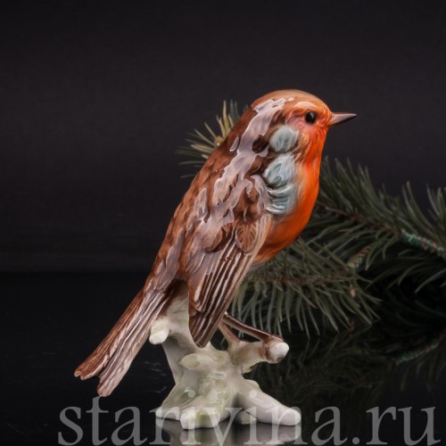 Фигурка птицы из фарфора Малиновка, Goebel, Германия, 1968 г.